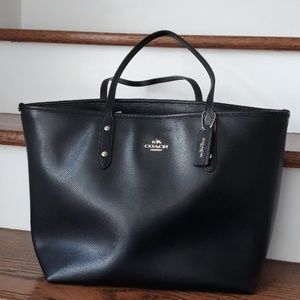 Coach Black Leather City Zip Tote